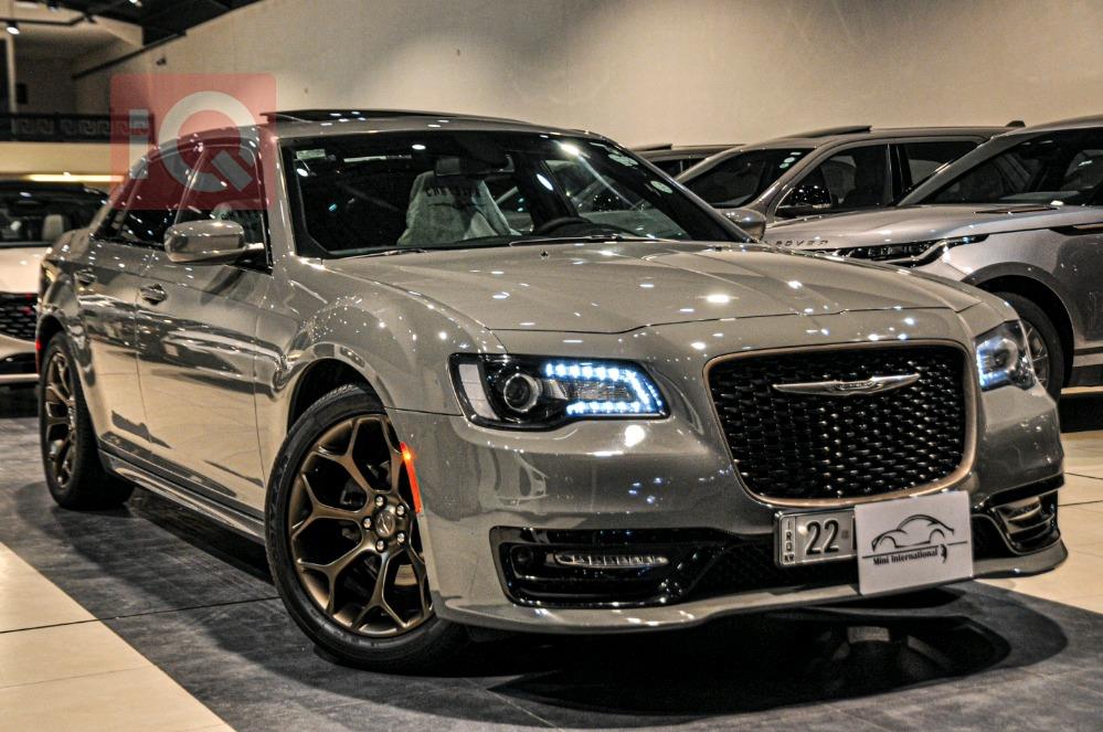 كرايسلر 300